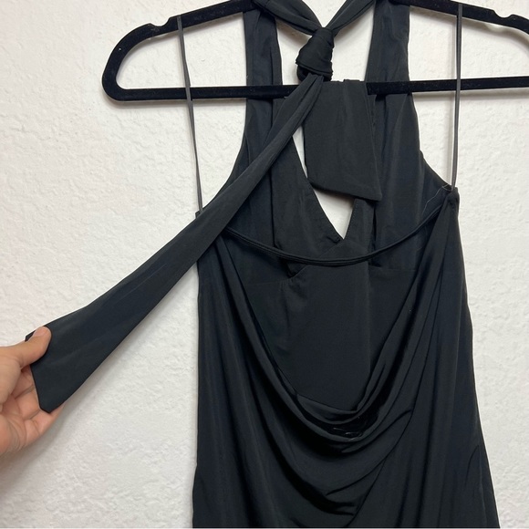 Abercrombie & Fitch Body Contour V Neck Halter Top Dress - Picture 5 of 7